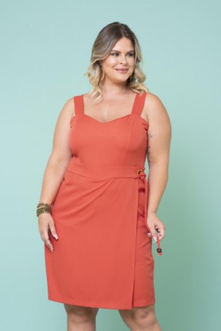 Macacão Plus Size Bagdá com Ponteira De Madeira