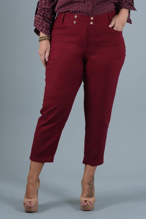 Calça Cropped Plus Size Blenda com Detalhe de Botões