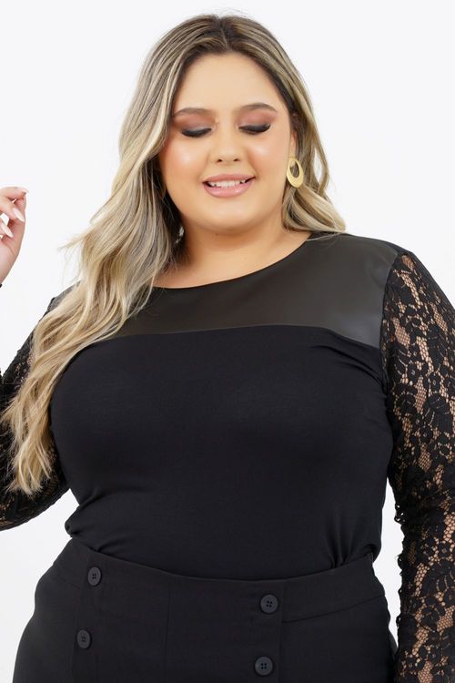 Blusa Renda Plus Size Hungria Manga Longa