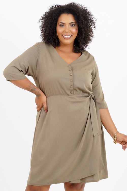 Vestido Plus Size Benim Médio