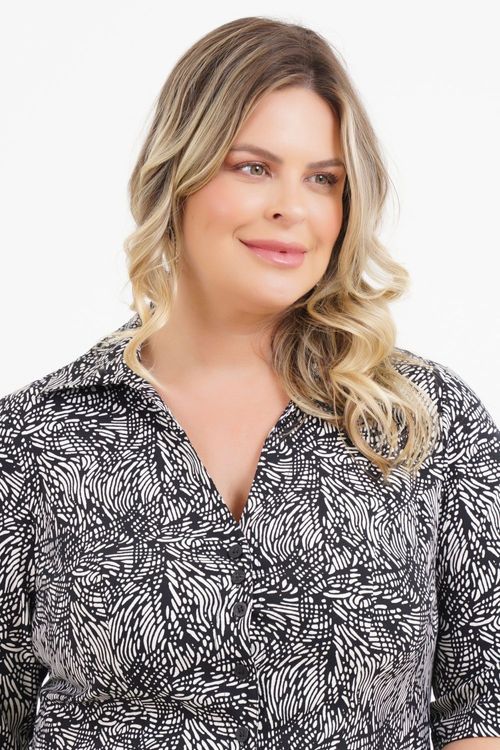 Camisa Cropped Plus Size Dóris Manga 3/4