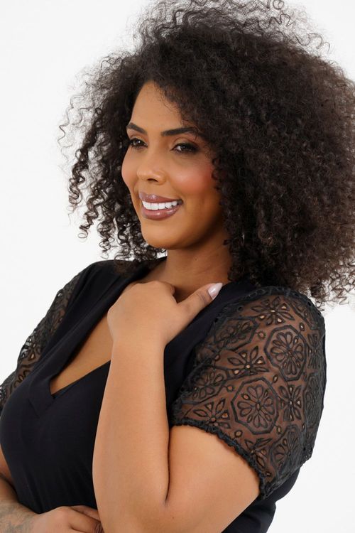 Blusa Plus Size Érica Manga Curta