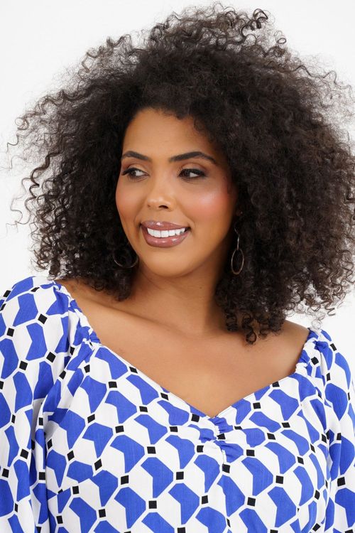 Blusa Plus Size Eloise Manga Curta