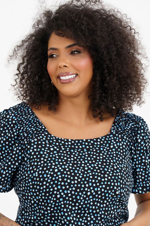 Blusa Plus Size Odete Manga Curta