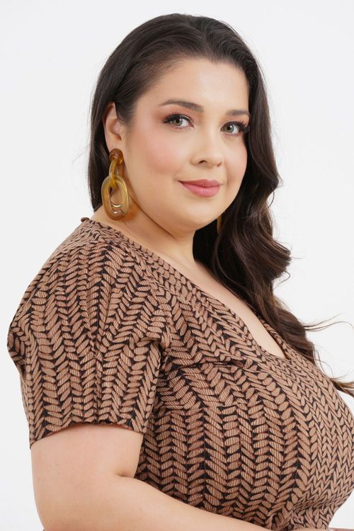Blusa Plus Size Janaína Manga Curta