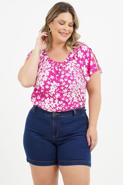 Blusa Plus Size Pérola Manga Curta