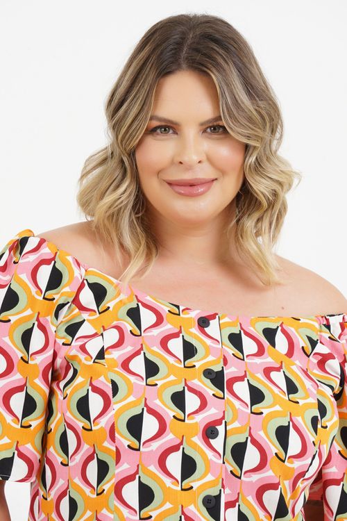 Blusa Plus Size Nadine Manga Curta