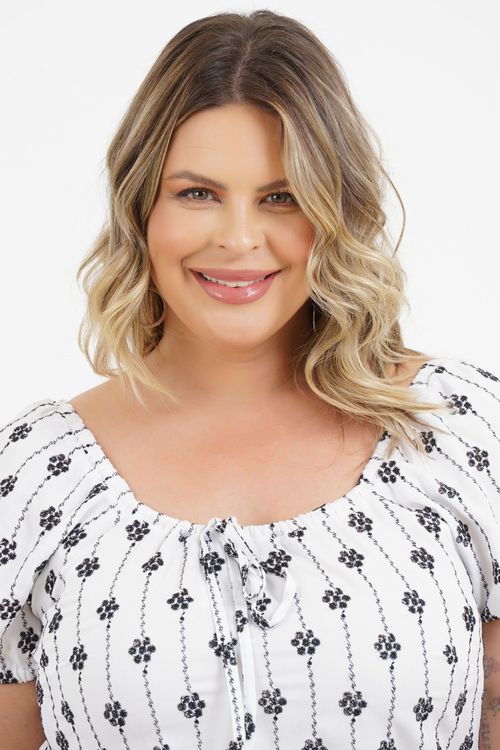 Blusa Plus Size Bella Manga Curta