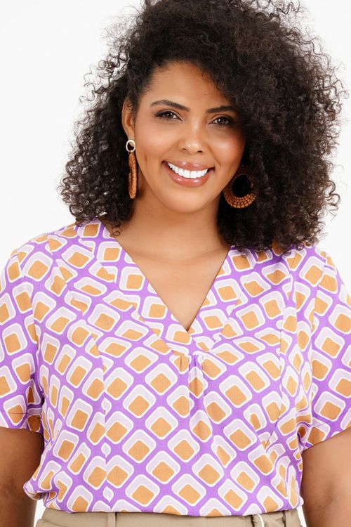 Blusa Plus Size Dora Manga Curta