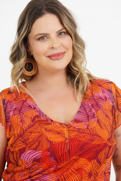 Blusa Plus Size Gaby Tule Manga Curta