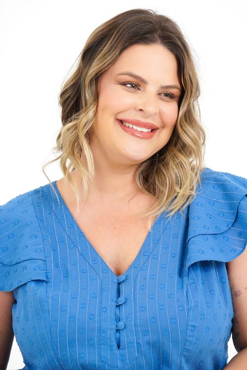 Blusa Plus Size Yara Manga Curta