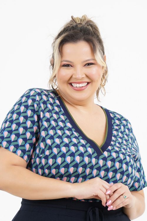 Blusa Plus Size Essência Manga Curta