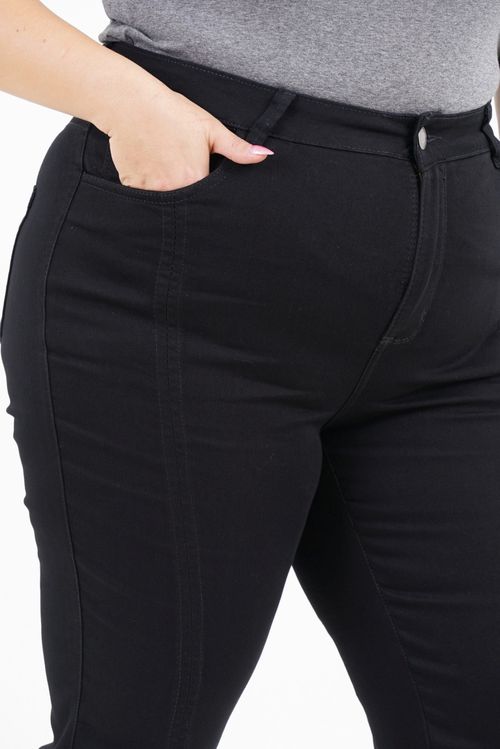 Calça Cropped Plus Size Blackout Macedônia do Norte