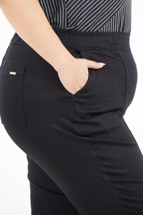 Calça Jogger Plus Size Beatrice País de Gales