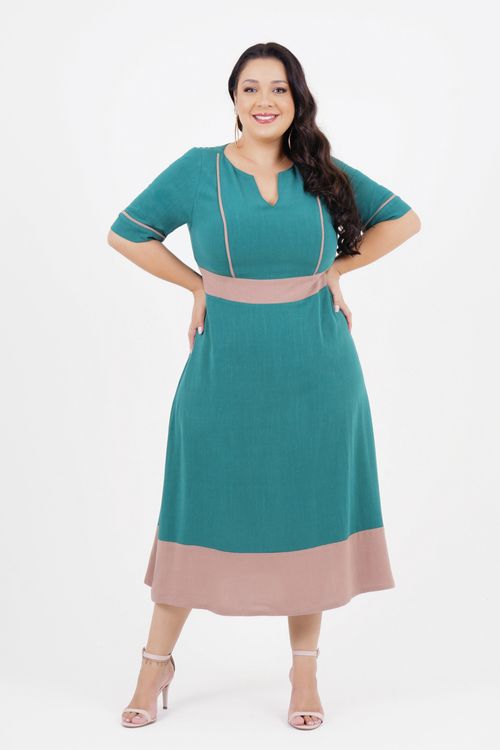 Vestido Plus Size Movimento Midi