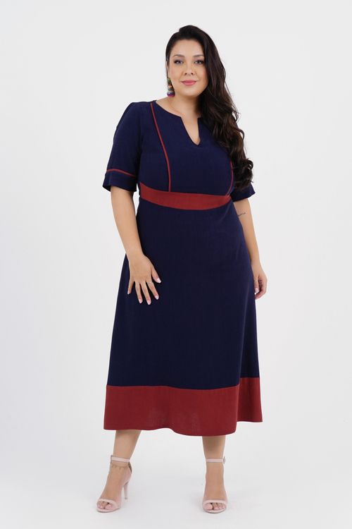 Vestido Plus Size Movimento Midi