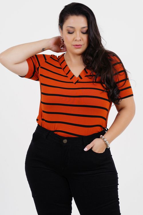 Blusa Plus Size Corpo Manga Curta