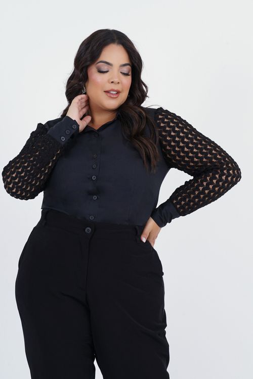 Camisa Renda Plus Size Alma Manga Longa