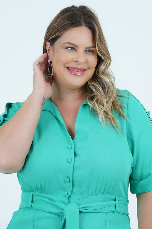Macacão Plus Size Feminino Manga Curta Martingale