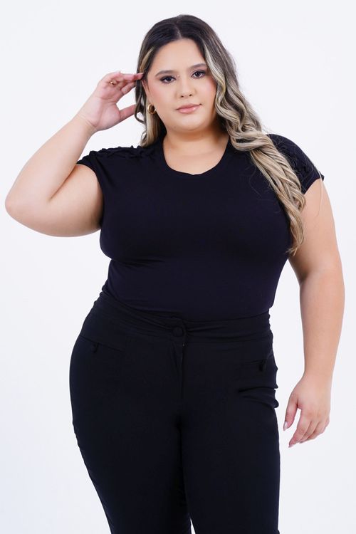 Blusa Plus Size Feminino Manga Curta Trança