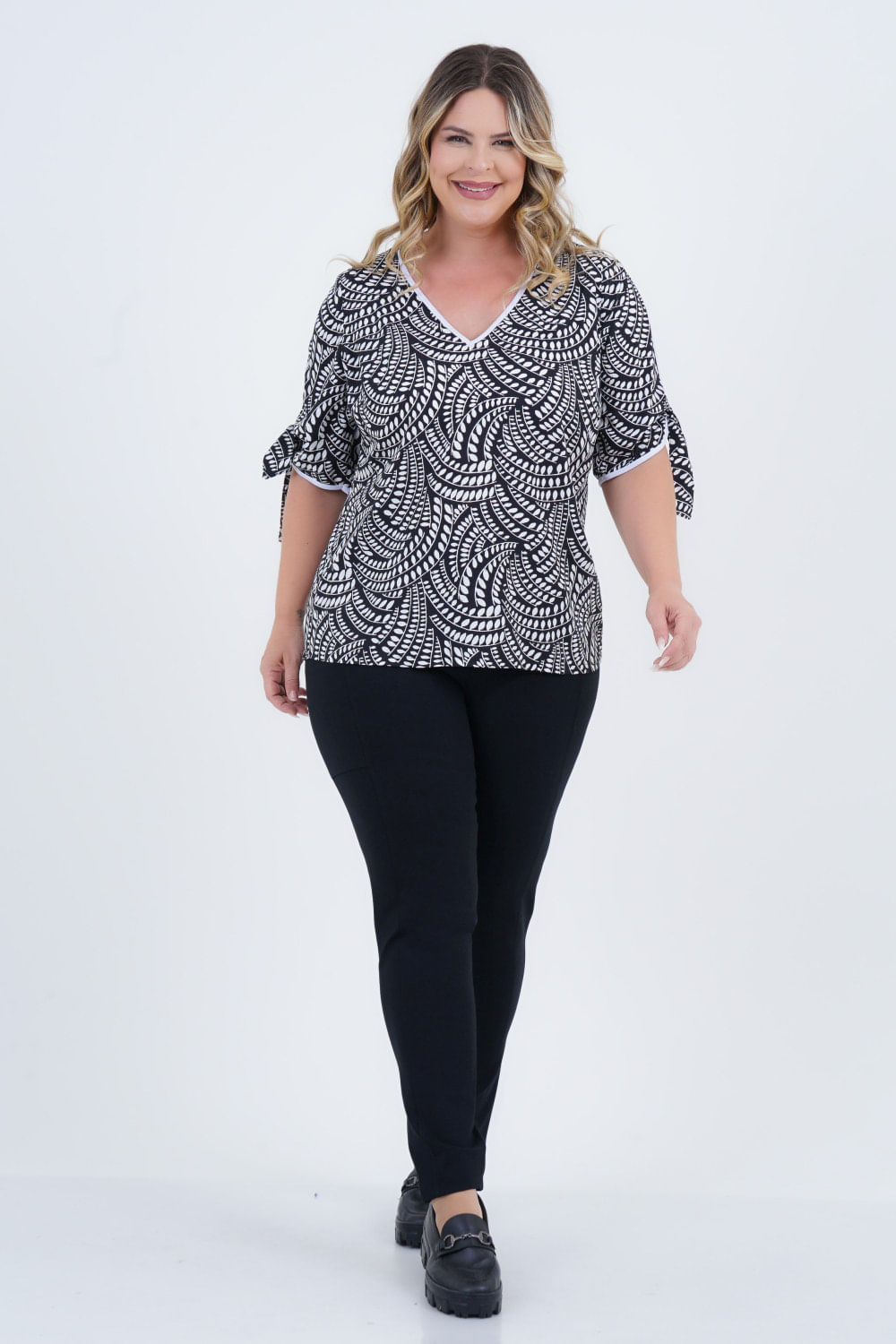 Blusa Plus Size Feminino Manga 3/4 Graveto