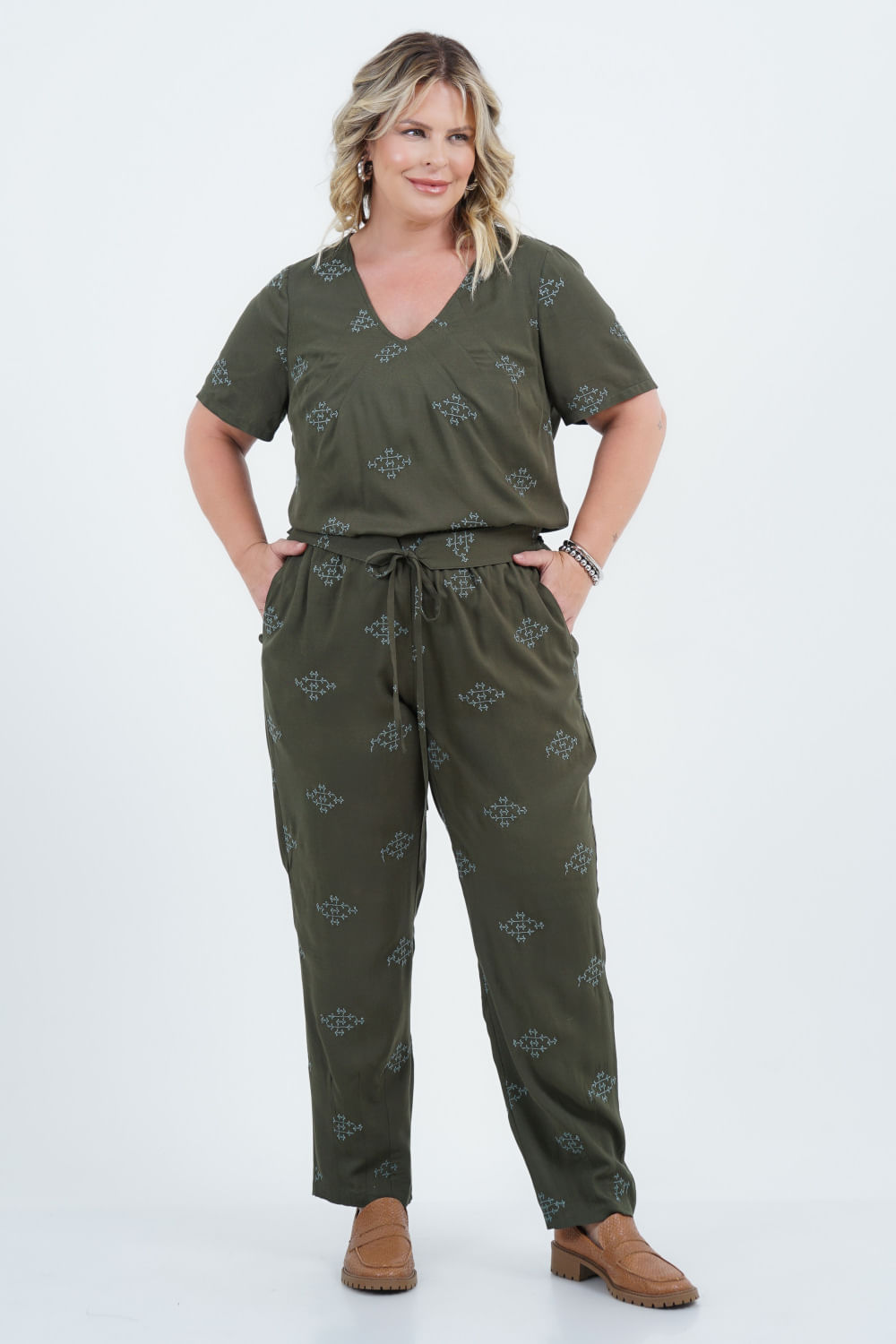 Calça Plus Size Feminino Reta Laise Conexão