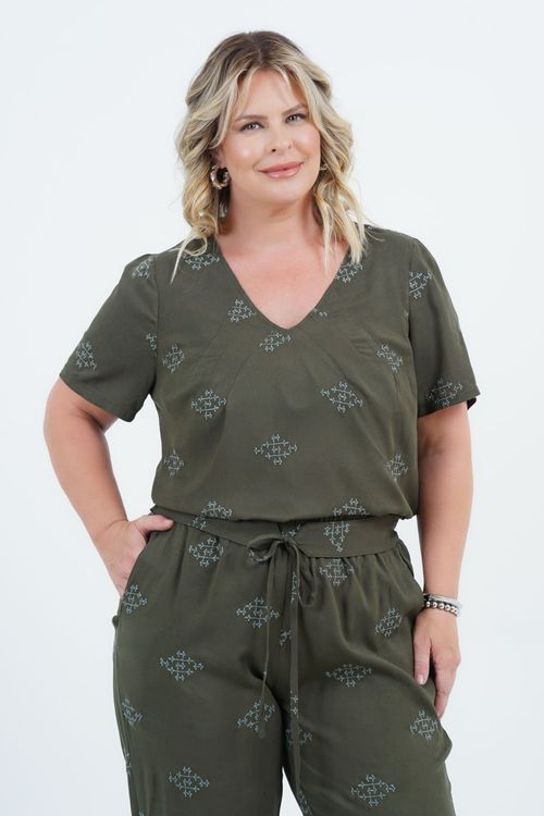 Blusa Plus Size Feminino Manga Curta Laise Conexão