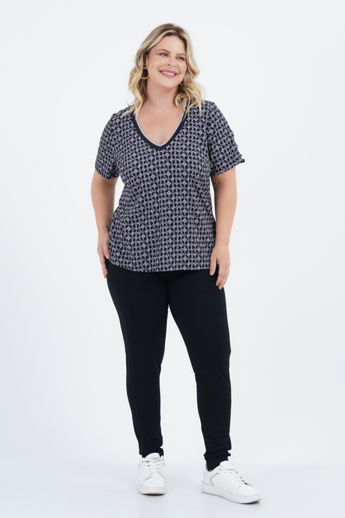 Blusa Plus Size Feminino Manga Curta Visual