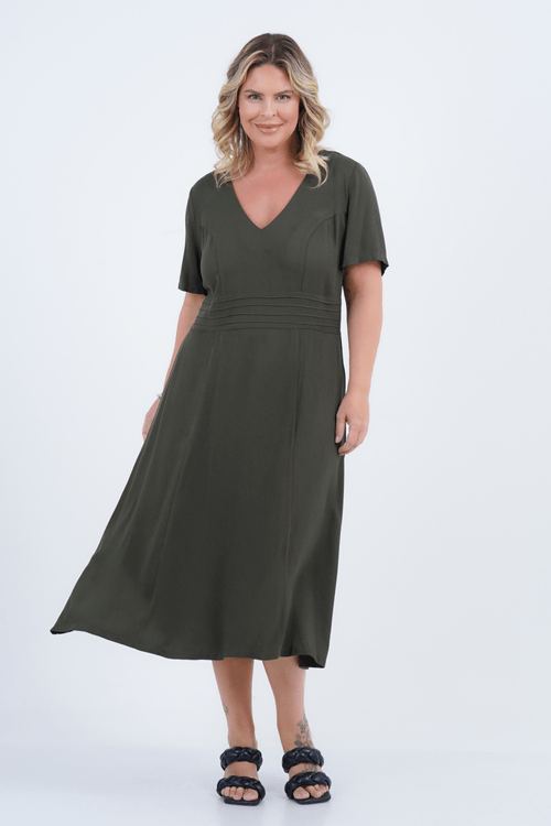 Vestido Plus Size Feminino Midi Pétala
