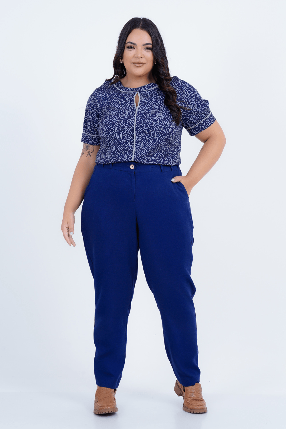 Blusa Plus Size Feminino Manga Curta Profundo