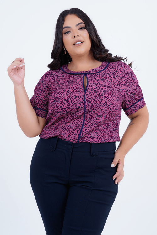 Blusa Plus Size Feminino Manga Curta Profundo