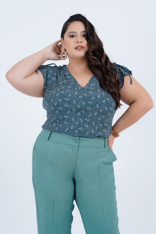 Blusa Plus Size Feminino Manga Curta Libélula