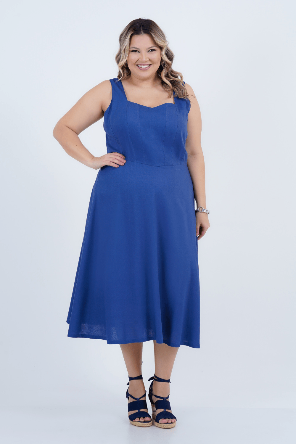 Vestido Plus Size Feminino Midi Linho Corselet