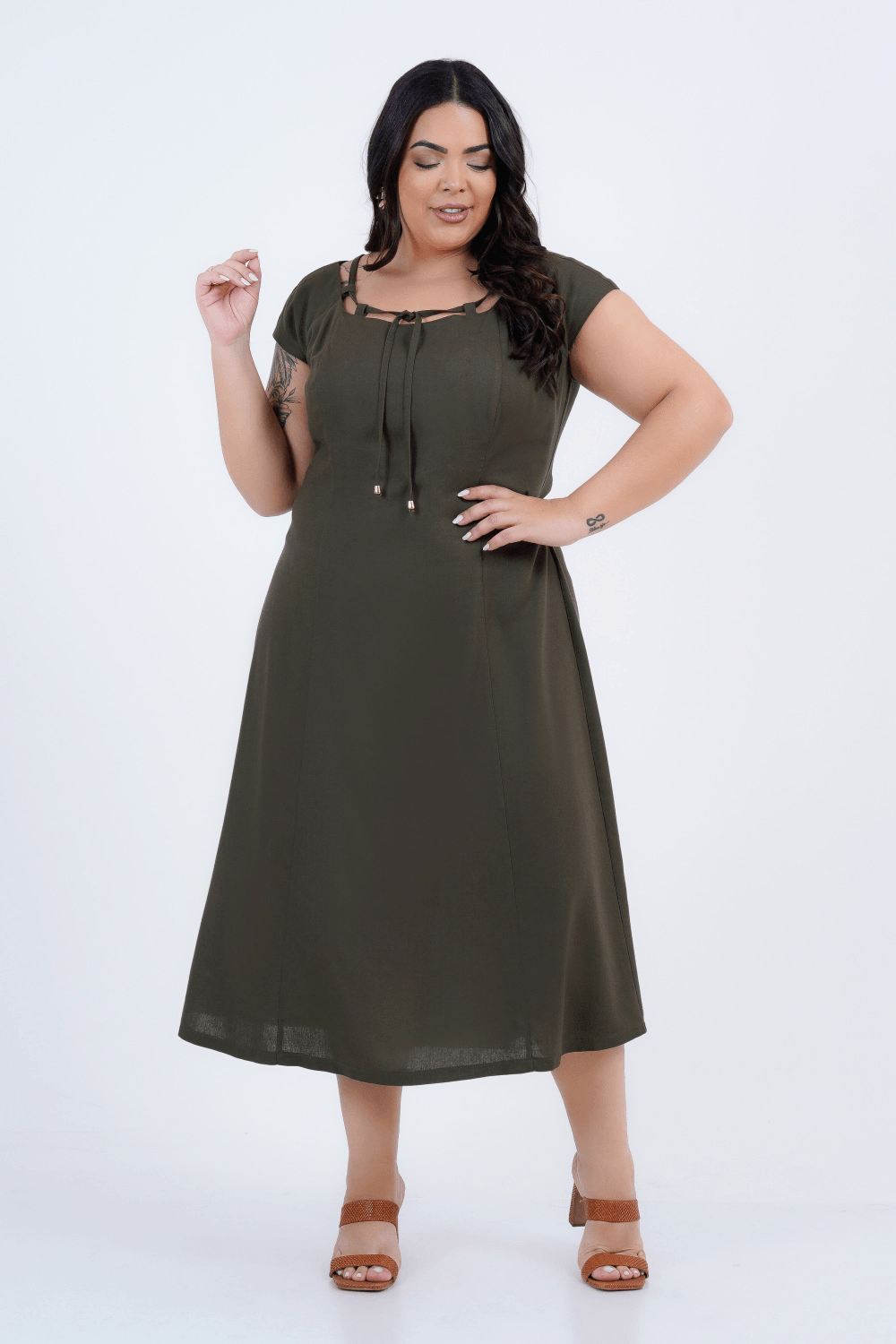 Vestido Plus Size Feminino Midi Linho Cereal