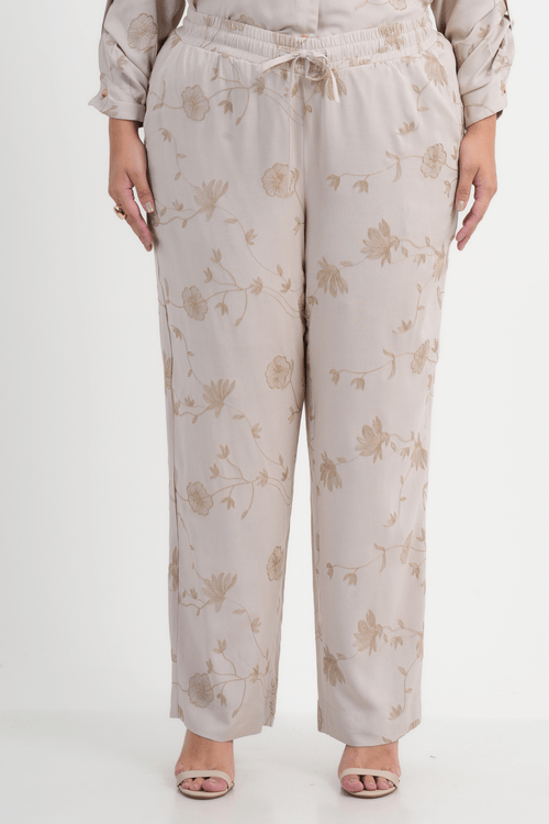 CALÇA PLUS SIZE FEMININO RETA BORDADA PAUSA
