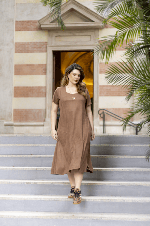 VESTIDO PLUS SIZE FEMININO MIDI SUEDE SERENO