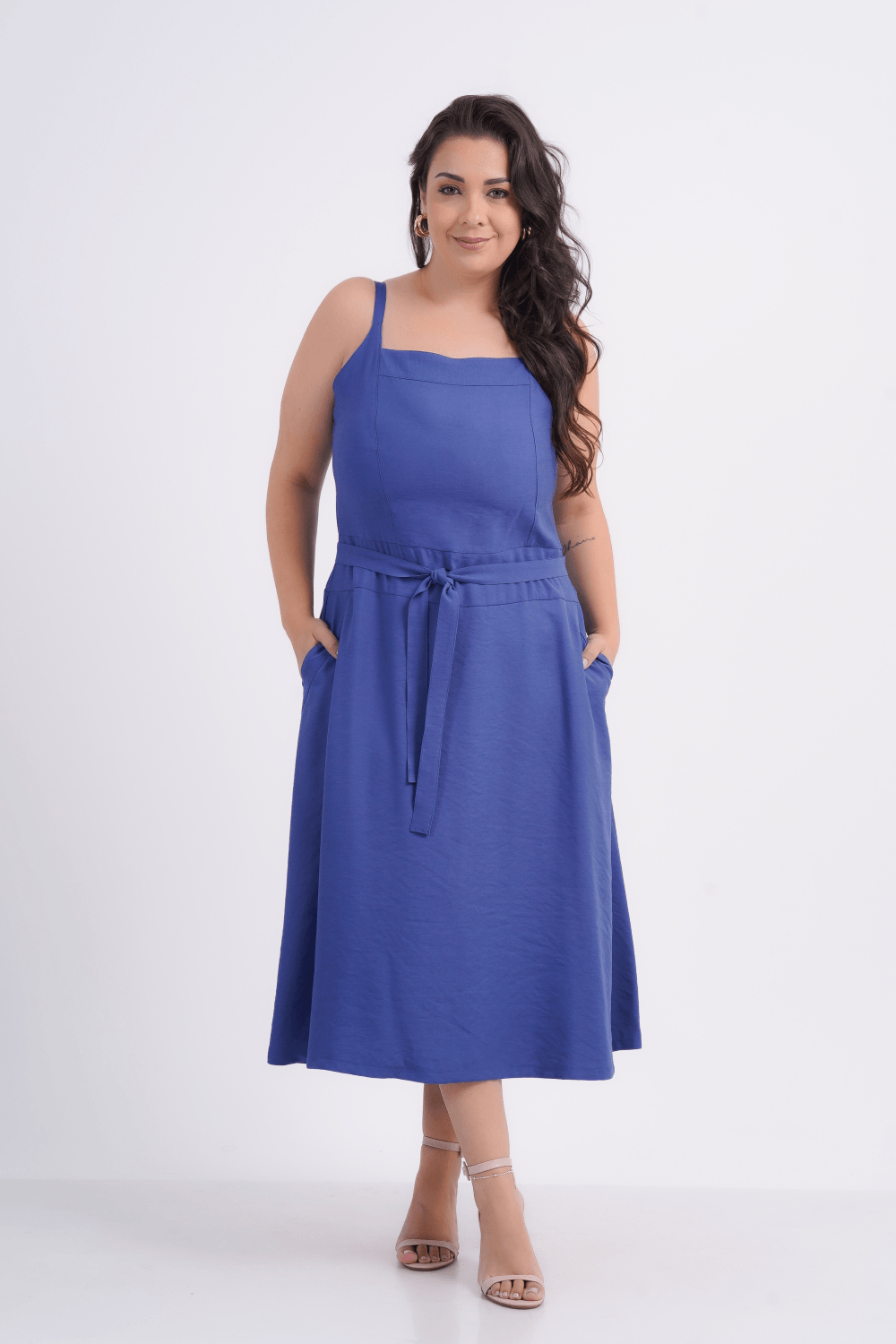 VESTIDO FEMININO MIDI ALFAIATARIA AVA