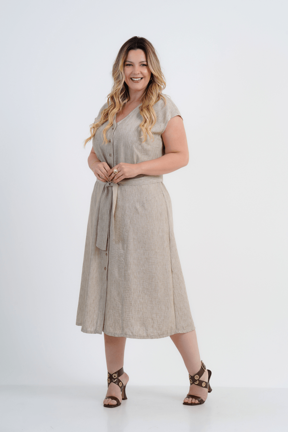 VESTIDO FEMININO MIDI ESTRELÍCIA